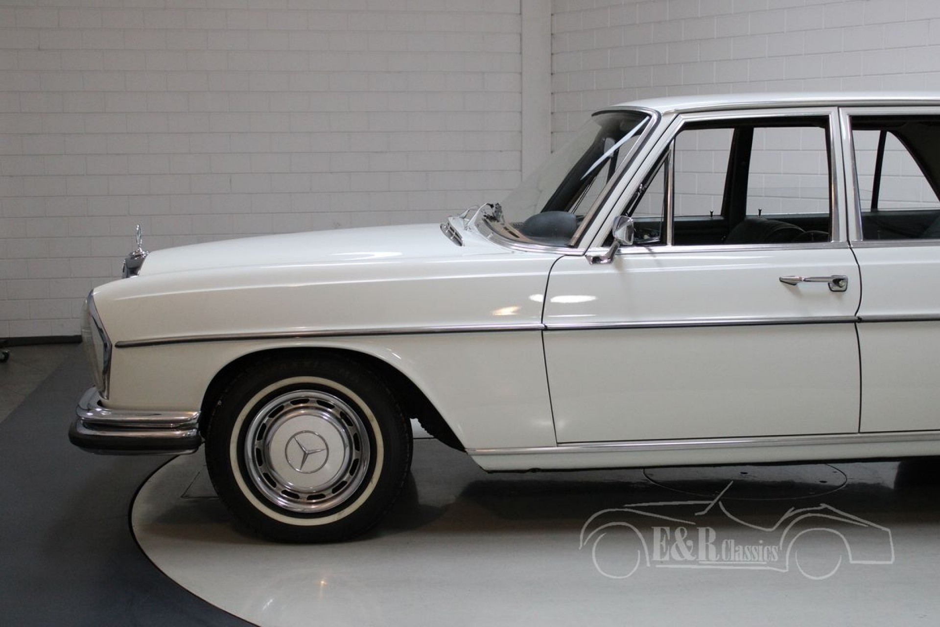 Mercedes Benz 280 SE te koop bij ERclassics