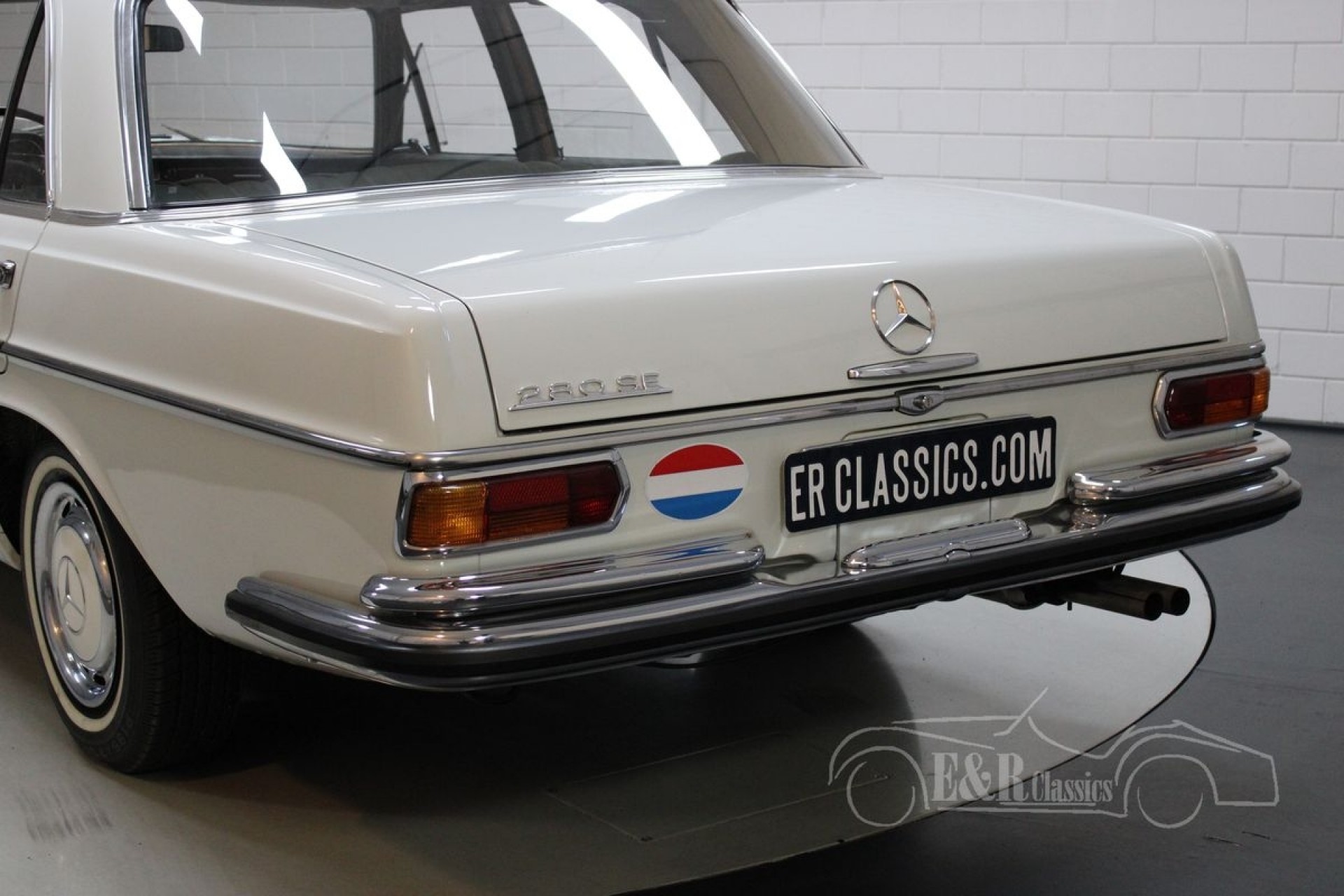 Mercedes Benz 280 SE te koop bij ERclassics